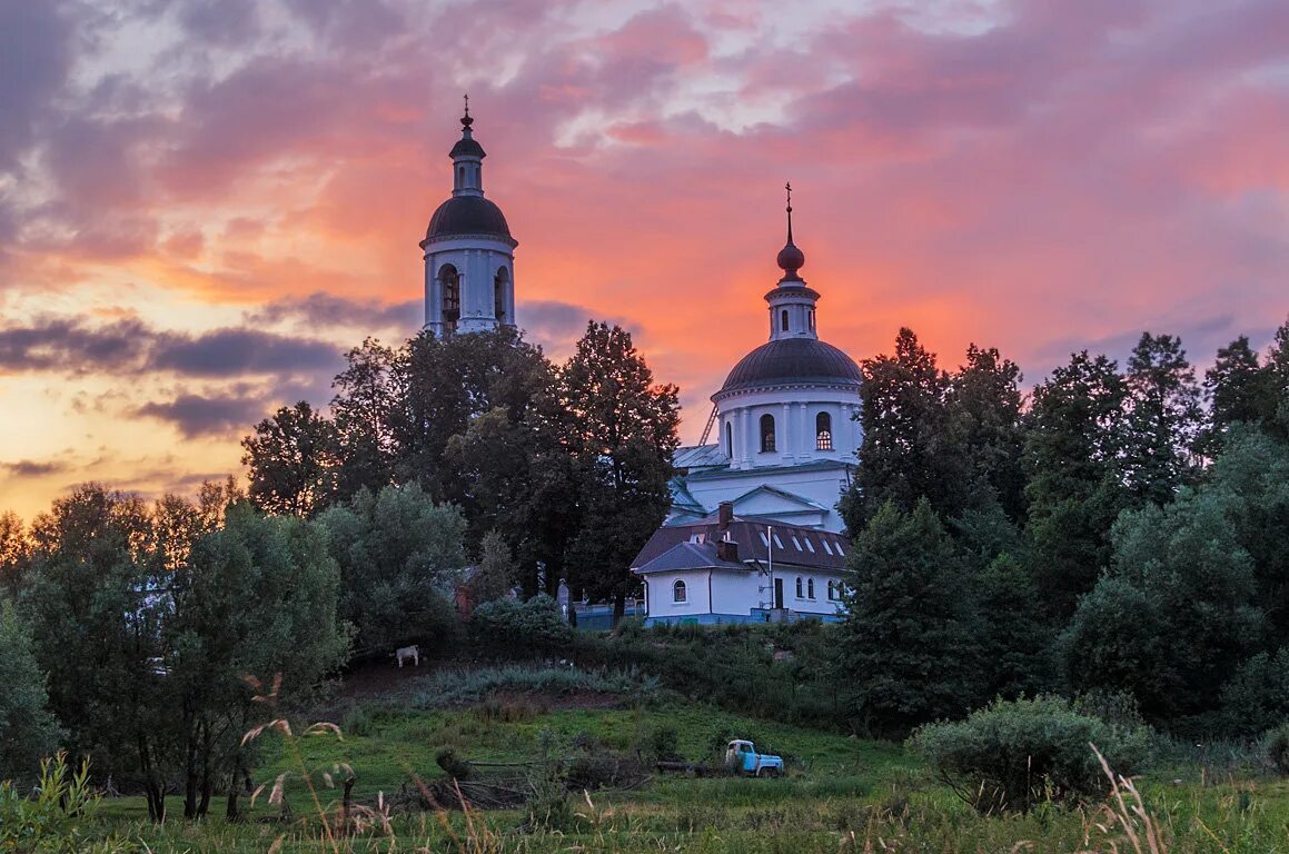 храм в филипповском владимирская. село филипповское владимирская область пейзаж. церковь николая чудотворца в филипповском. храм в филипповском владимирская. село филипповское киржачского района владимирской области.