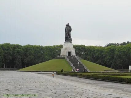 Величие памятника