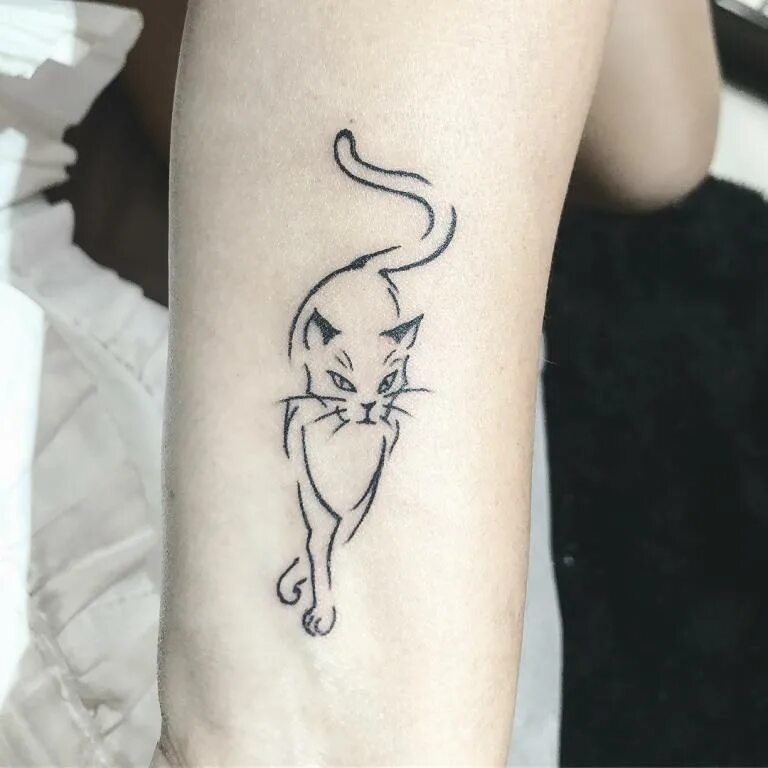 Тату девушек кошка на ноге. Тату кошка. татуировки кошки для девушек. тату кошка на ноге. тату кошки для девушек на ноге.