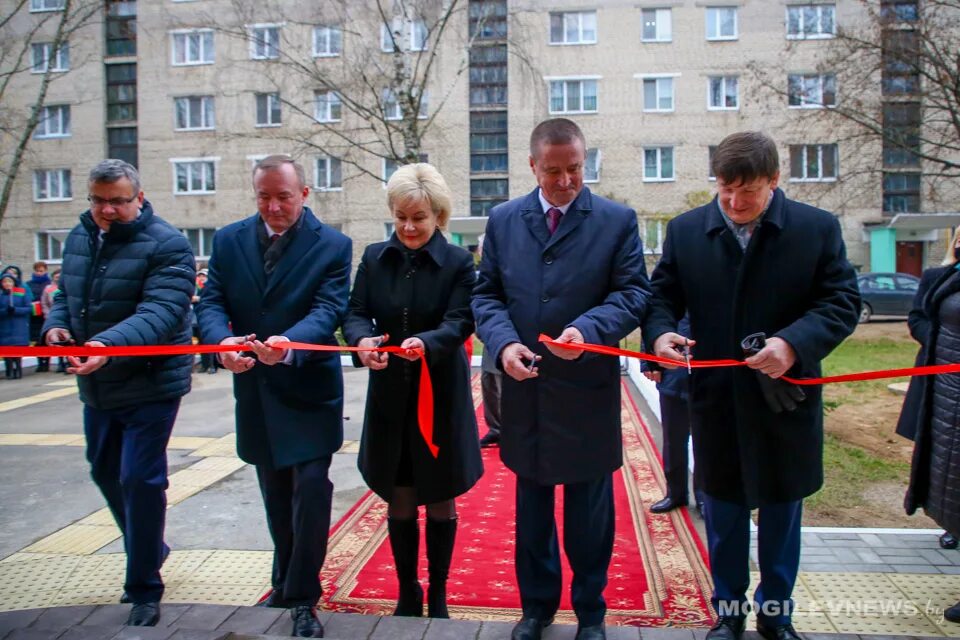 Работа в осиповичах свежие. Осиповичах Могилёвской области. Осиповичи поликлиника. Г Осиповичи Могилевская область. Осиповичский райисполком слет передовиков.