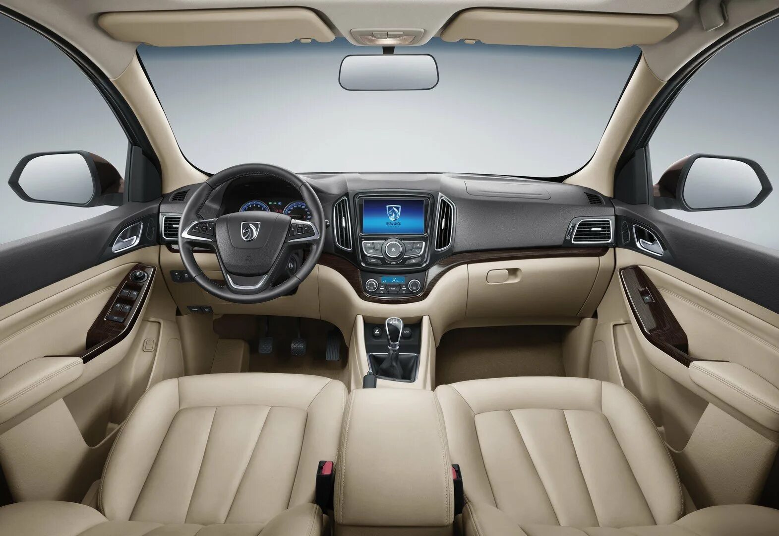 Beijing eu7 2019. Китайский автомобиль baojun. Faw besturn b70. Салон новых китайских авто. Jac j7 2020.