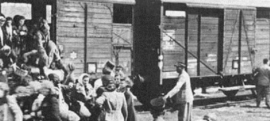 Почему депортировали крымских татар. Депортация татар 1944. депортация крымских татар в 1944. 18 мая 1944 депортация крымских татар. выселения татар из крыма в 1944.