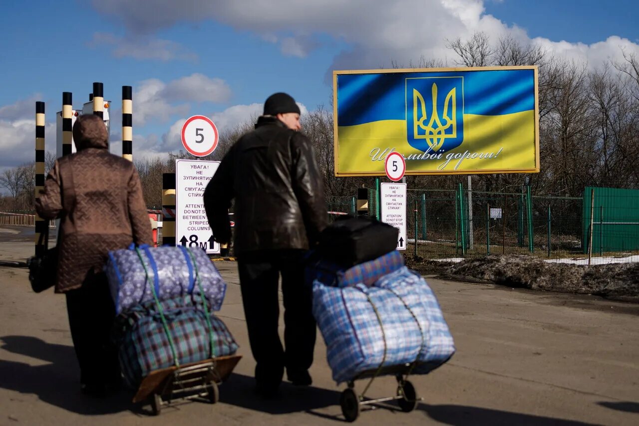 Россия против Украины. Украинцы в России. Мирные граждане на Украине. Украина санкции. Санкции россии против украины