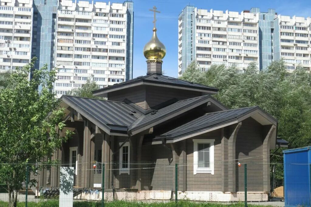 Храм страстотерпцев на улице магнитогорской. Храм святых царственных страстотерпцев измайлово. Храм святых царственных страстотерпцев измайлово. Храм царственных страстотерпцев в измайлово. Храм царственных страстотерпцев в коптево.