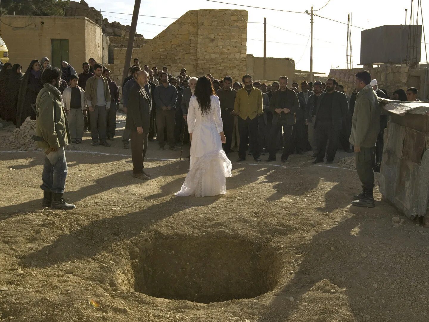 Забивание камнями Сорайи м. (the stoning of Soraya m.), 2008. Сорайя забивание камнями. Избивание камнями Сорайи м.