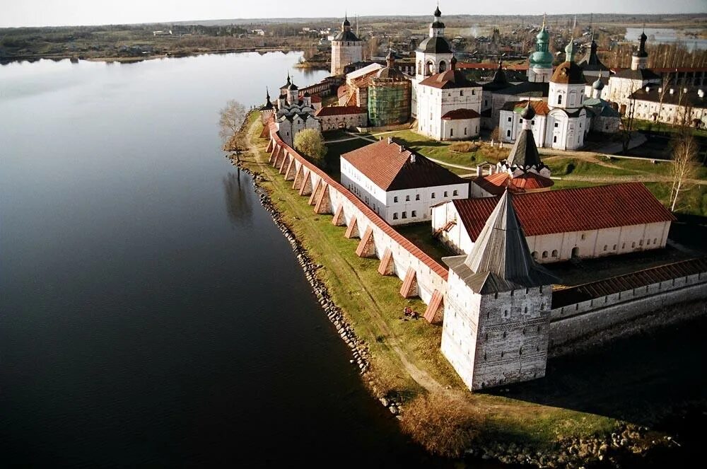 Про вологодскую область. Устюжна вологодской области церковь благовещения. Про вологодскую область. Город кириллов белозерский монастырь. Кускова.
