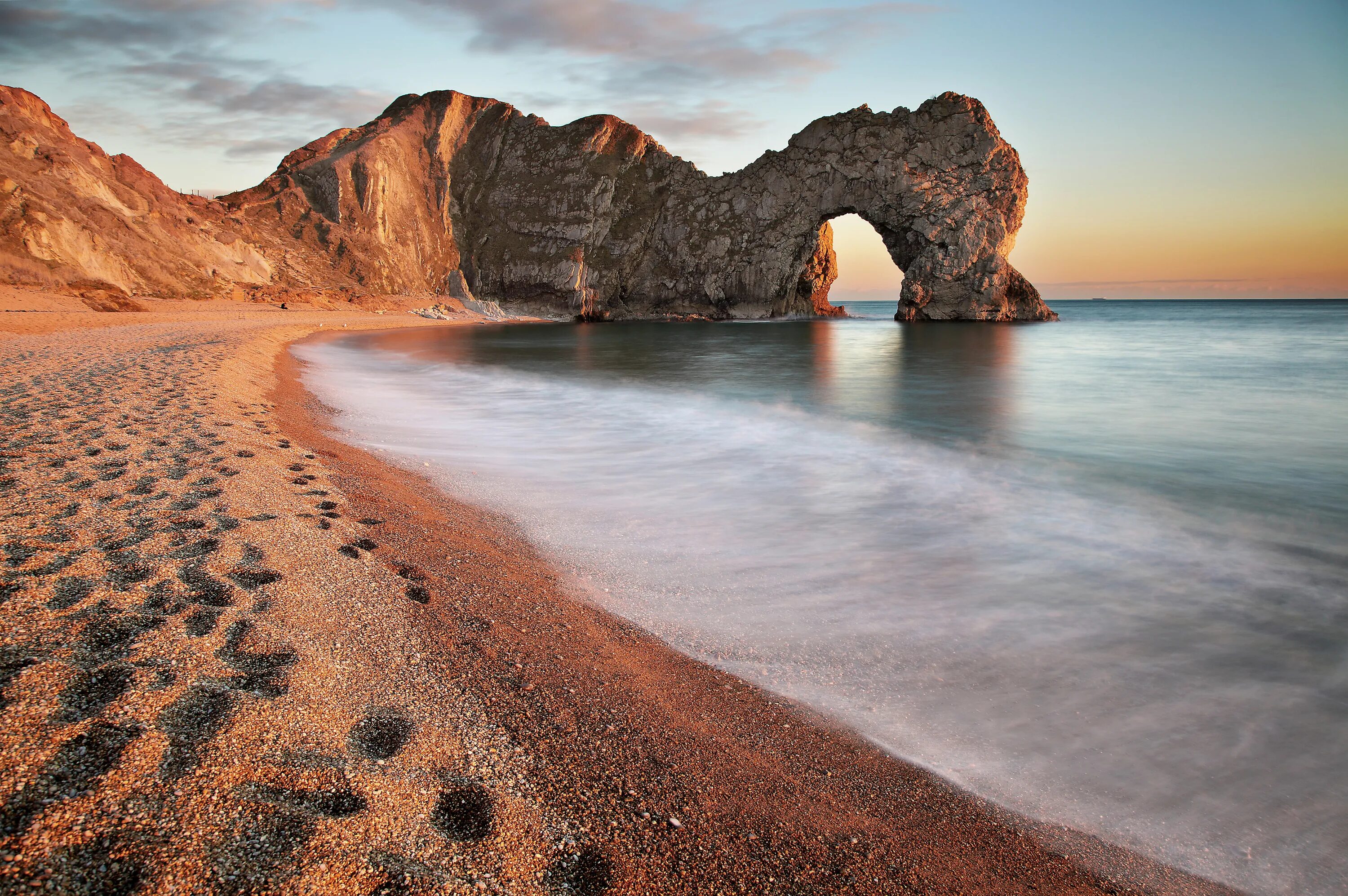 Дердл-дор, Дорсет, Англия. Скала Дердл-дор (Durdle Door) Англия. Durdle Door в Англии. Пляж Дердл дор Англия. Красивые места пляжи