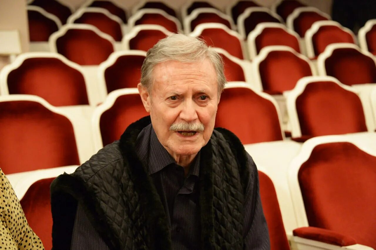 Александр ширвиндт. Новый руководитель театра сатиры. Газаров худрук театра сатиры. Газаров худрук театра сатиры. Ночь искусств в театре сатиры.