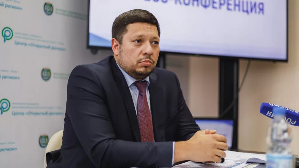 Сотрудники министерства дорожного хозяйства. Департамент транспорта москвы. Телефон дорожного департамента. Дорожный департамент республики коми. Телефон дорожного департамента.