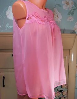 Vintage cute pink perlon chiffon lace sheer babydoll nightie size M.