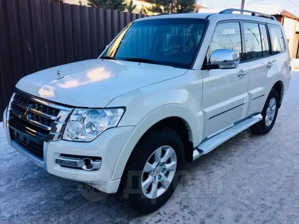 Митсубиси паджеро омск. Митсубиси паджеро омск. Мицубиси паджеро 2003. Митсубиси паджеро 2000 год зеленая. Паджеро 4 белый.