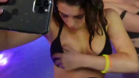 Indiefoxx nip slip ✔ indiefoxxreddit.