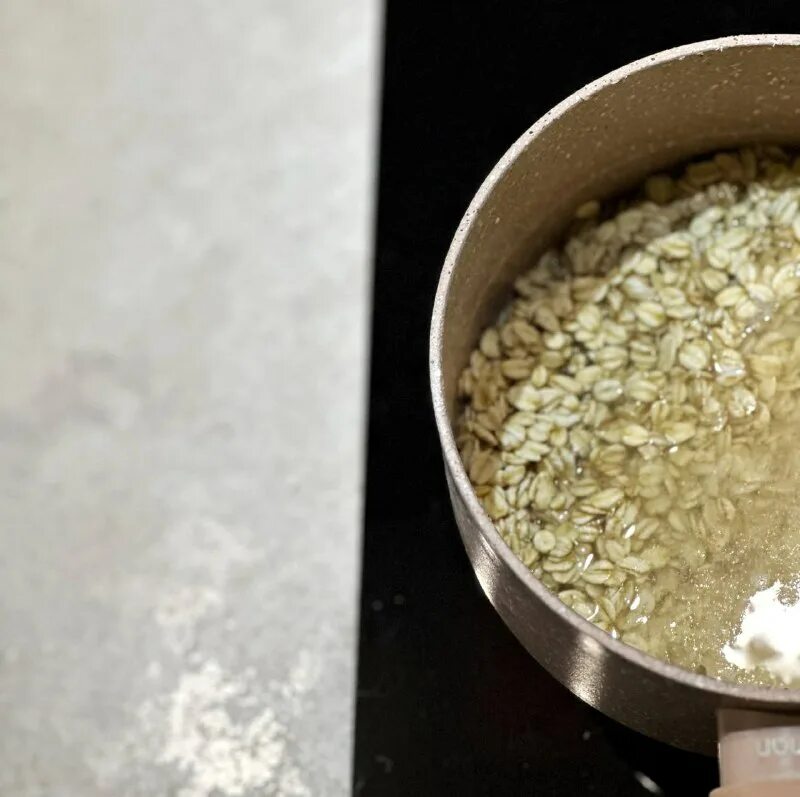 Крупа замоченная. Замоченные злаки. Крупа вымачивание. Вымачивать крупу. Перловка отвар.