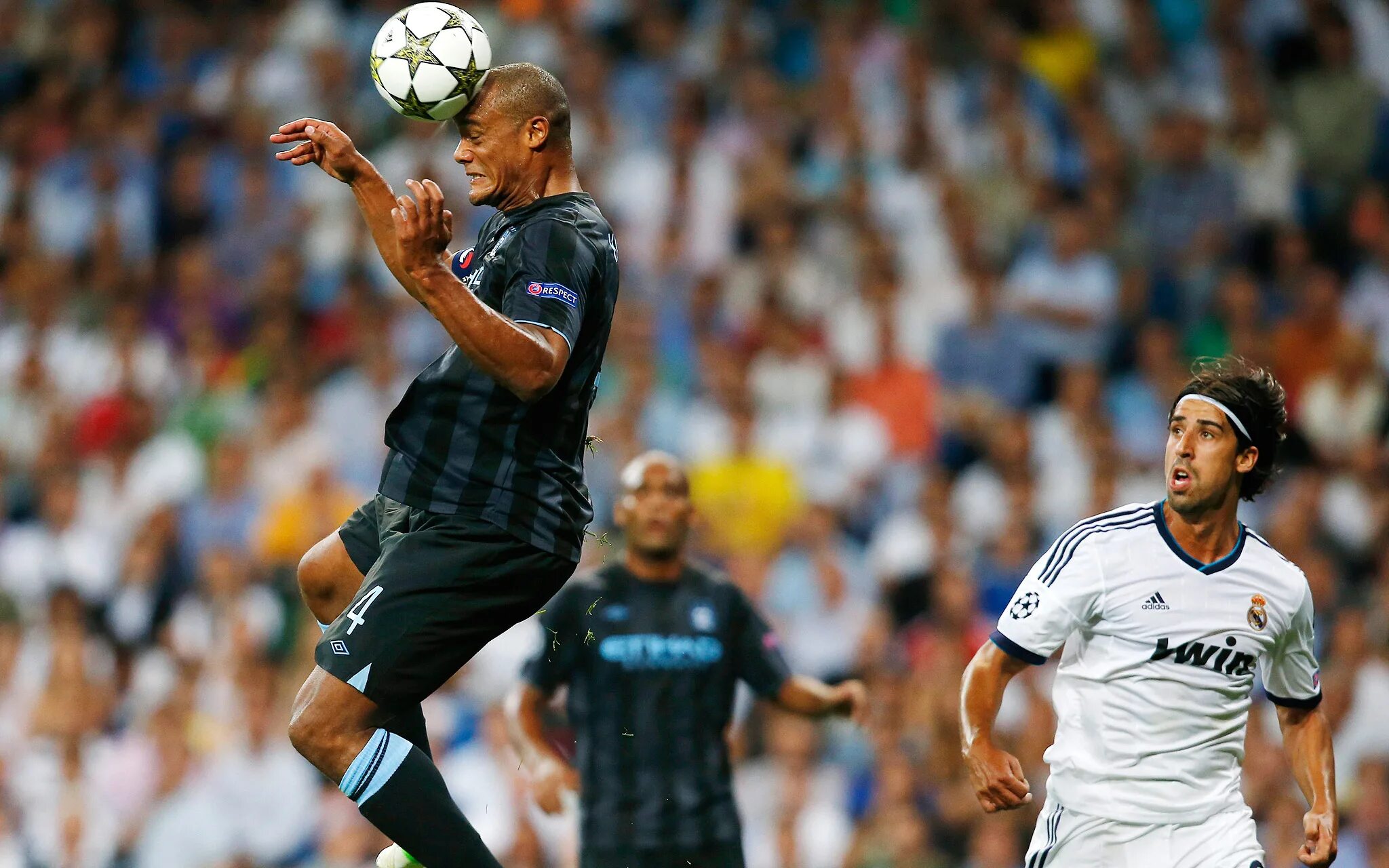 Head header. Футболисты. soccer головами. header футбол. красивые фото футболистов.