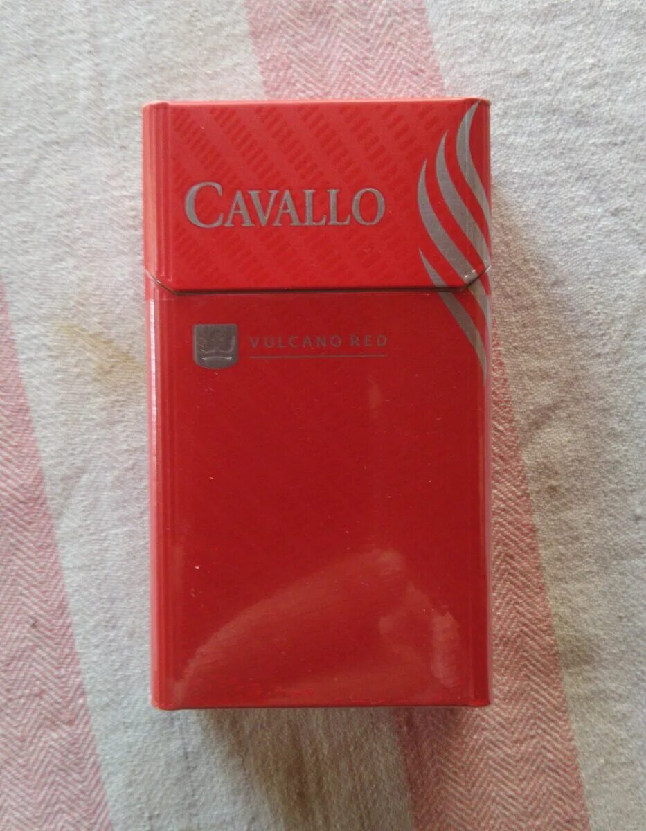 Сигареты кавалло купить. Сигареты cavallo Red. Сигареты cavallo Red Diamond. Сигареты cavallo Vulcano Red 123. Кавалло Тони Франк сигареты.