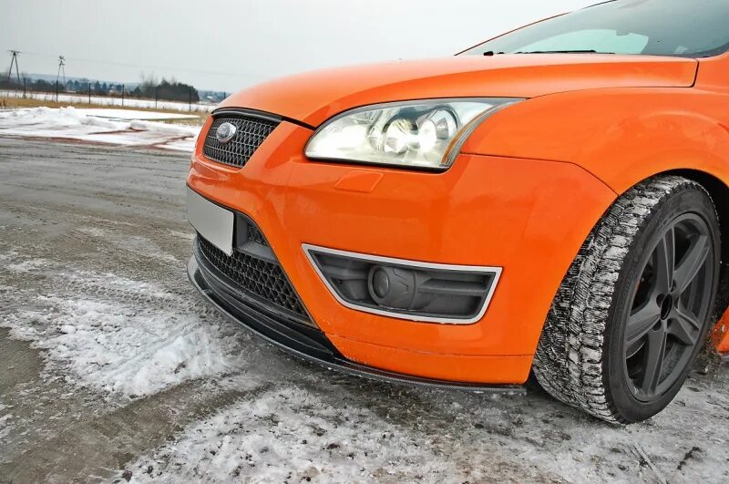 Передний бампер фф2 дорестайл. Ford focus 2 st front splitter. сплиттер ford focus 2. губа сплиттер focus 2. ford focus 2 бампер st сплитер.