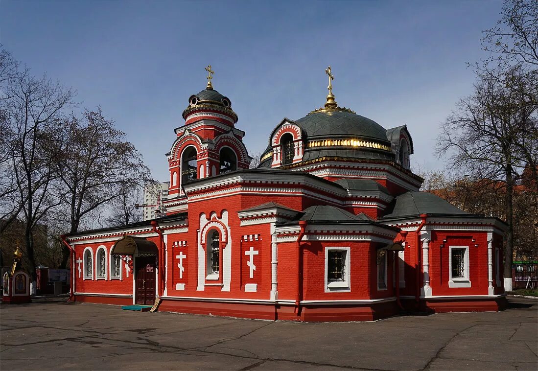 Церковь во имя пресвятой богородицы. Храм иконы Божьей матери Знамение Москва. Храм Божией матери Знамение в Аксиньино. Храм иконы Божией матери Знамение в Аксиньино. Икона Знамение в храме.