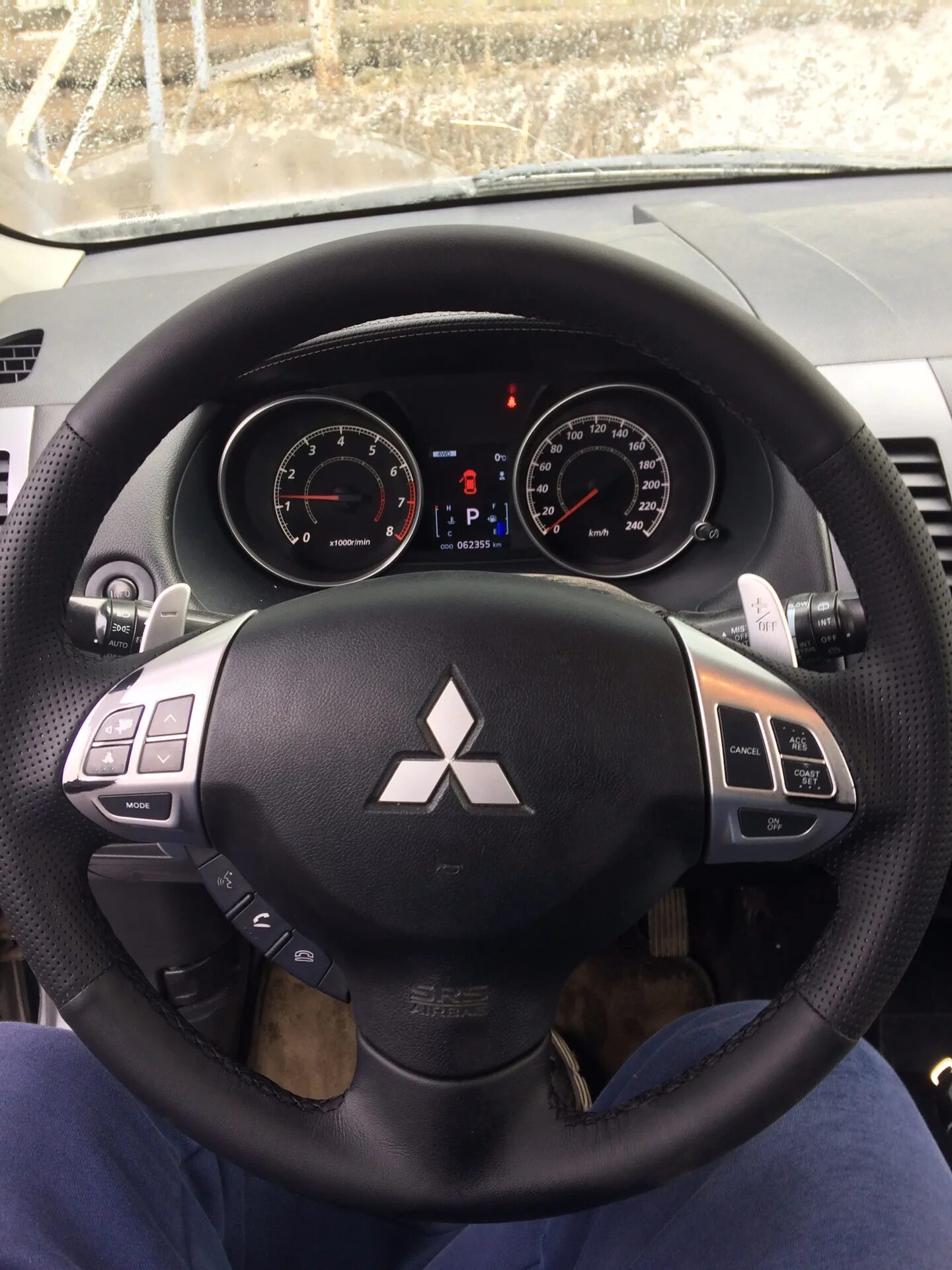 Mitsubishi outlander руль. Руль Аутлендер XL. Mitsubishi Outlander XL руль. Руль Митсубиси Аутлендер XL. Руль Митсубиси Аутлендер XL 2008.