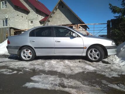 Авенсис 1999 г