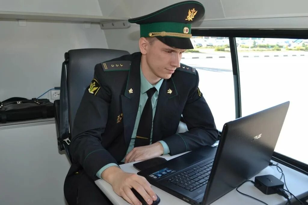 Судебные приставы их работа