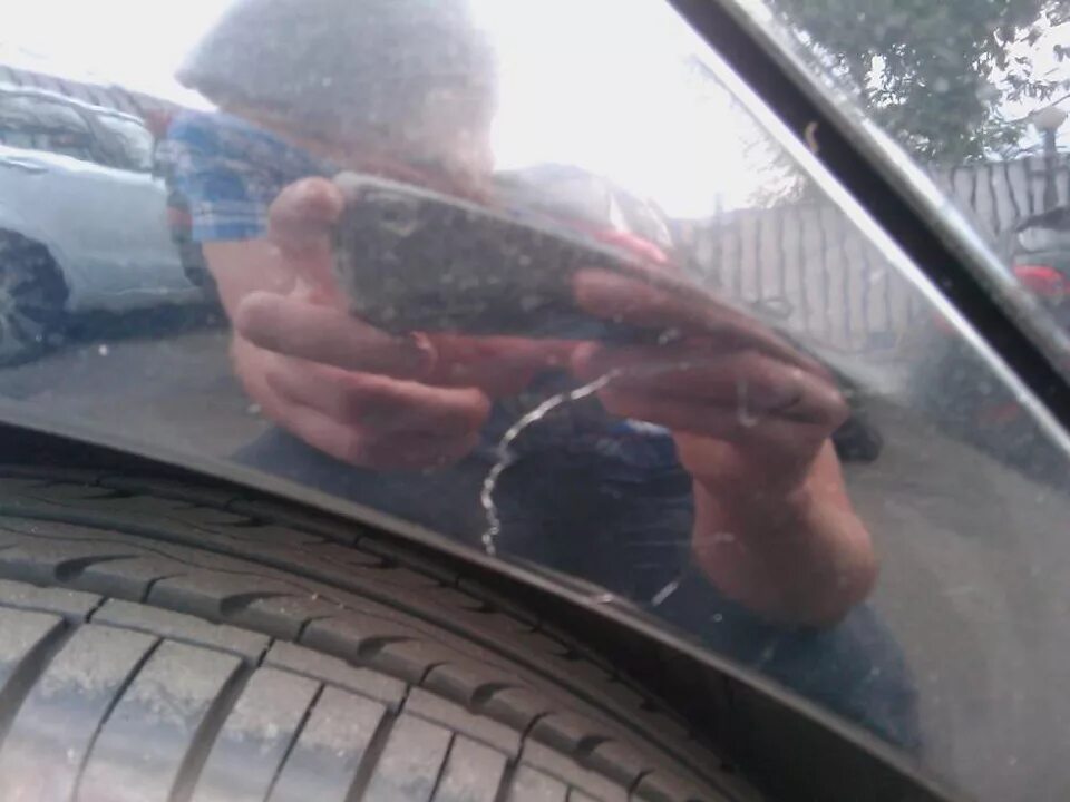 Полез лак на авто. Сожженный лак на авто. сгоревший лак на авто. поджег лак на авто. сжег лак.