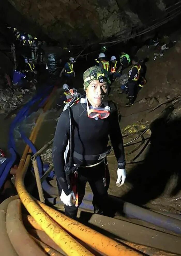 Дети в пещере в Таиланде. Последние фотографии перед смертью.