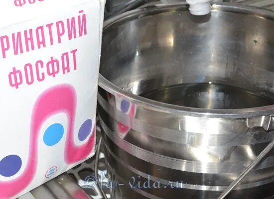 Кастрюля с водой. Банка для кипячения тэна. Нельзя кипятить воду два раза. Можно ли кипятить картридж. Как кипятить воду в чайнике.
