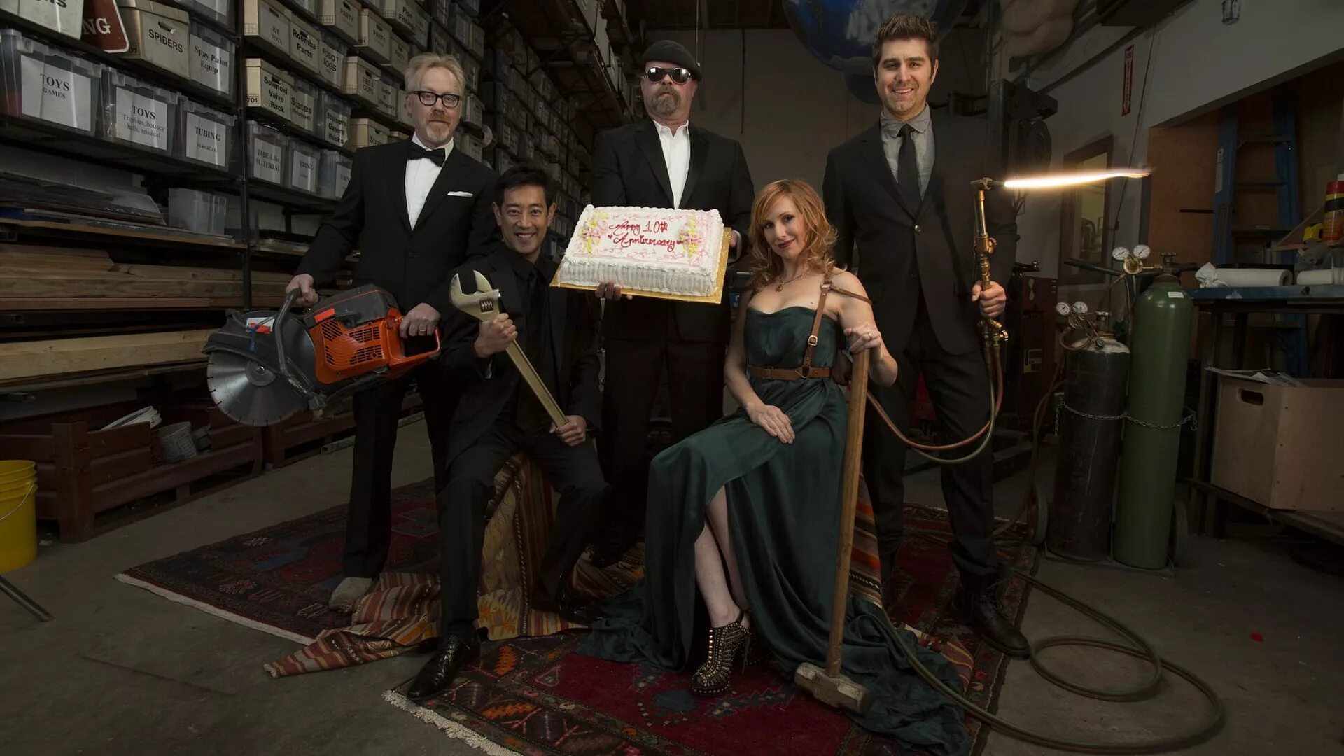 включи разрушитель легенд. включи разрушитель легенд. разрушители мифов 2020. разрушители мифов роботы в шлеме. «разрушители легенд» смешные.