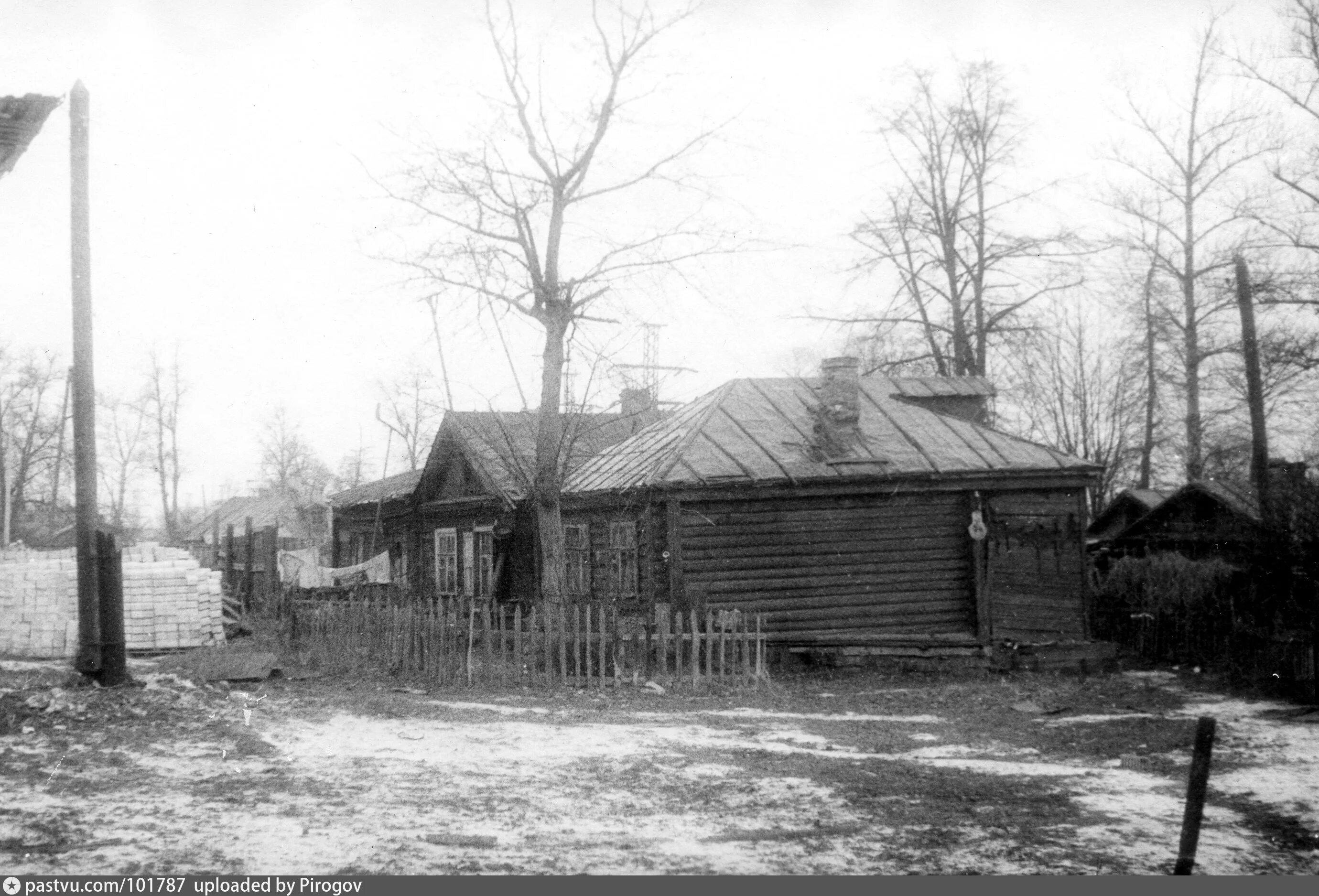 Деревня кунцево в москве. Деревня мазилово кладбище. К. Парк фили кунцево старые фотографии. Мазилово деревня москва.