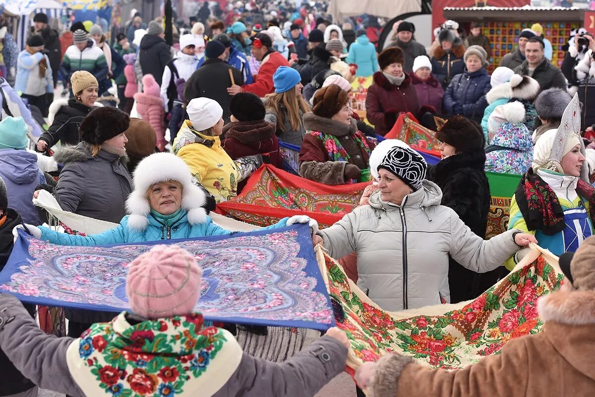 Погода в угличе на неделю самый. Зимний фестиваль в Угличе. Зимние забавы в Угличе. Фестиваль зимних забав. Масленица в Угличе.