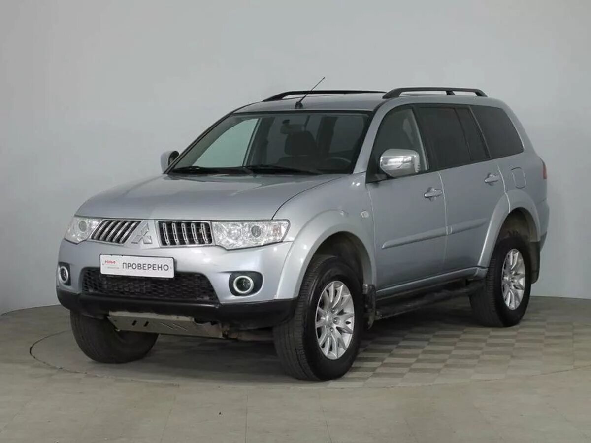 Mitsubishi pajero sport 2012. Митсубиси Паджеро спорт 2012. Митсубиши Паджеро спорт 2012. Mitsubishi Pajero Sport 2012 года. Mitsubishi Pajero Sport 2.5 at, 2012.