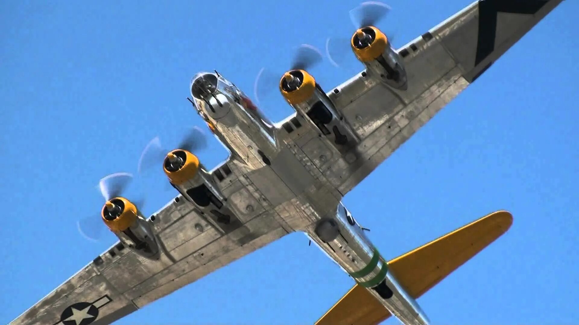 Б 17 кг. Самолет фортресс. Боинг b-17. B-17 Flying Fortress. B-17f шасси.