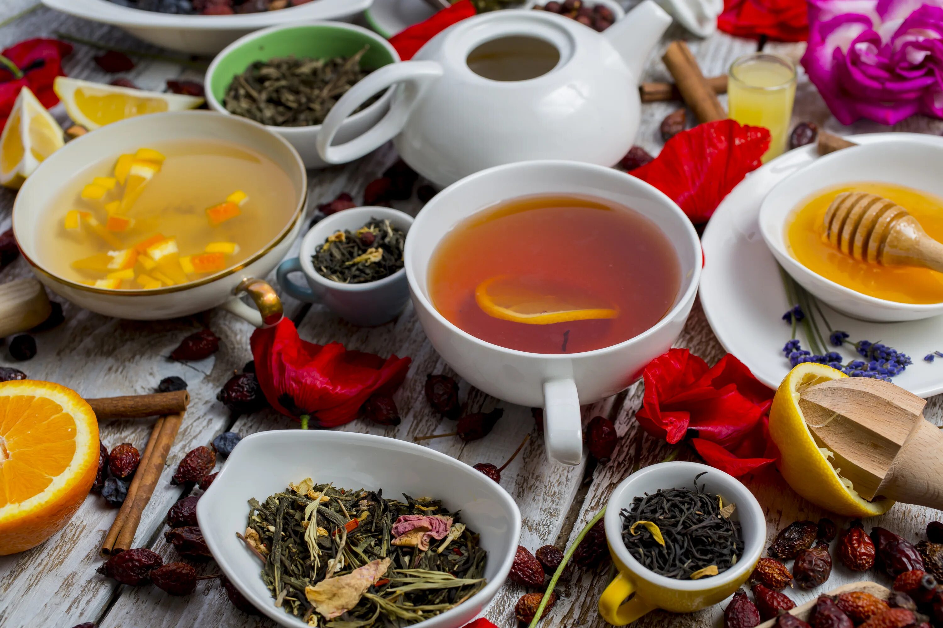 Вкусный чай в домашних условиях. Чай и чайные напитки. Разный чай. Чайный напиток. Фруктовый и травяной чай.