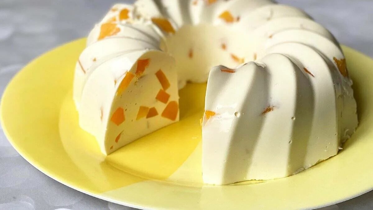 Творожный десерт бланманже. Французский десерт бланманже. Бланманже с миндалем. Кокосовое бланманже. Пирожное бланманже.