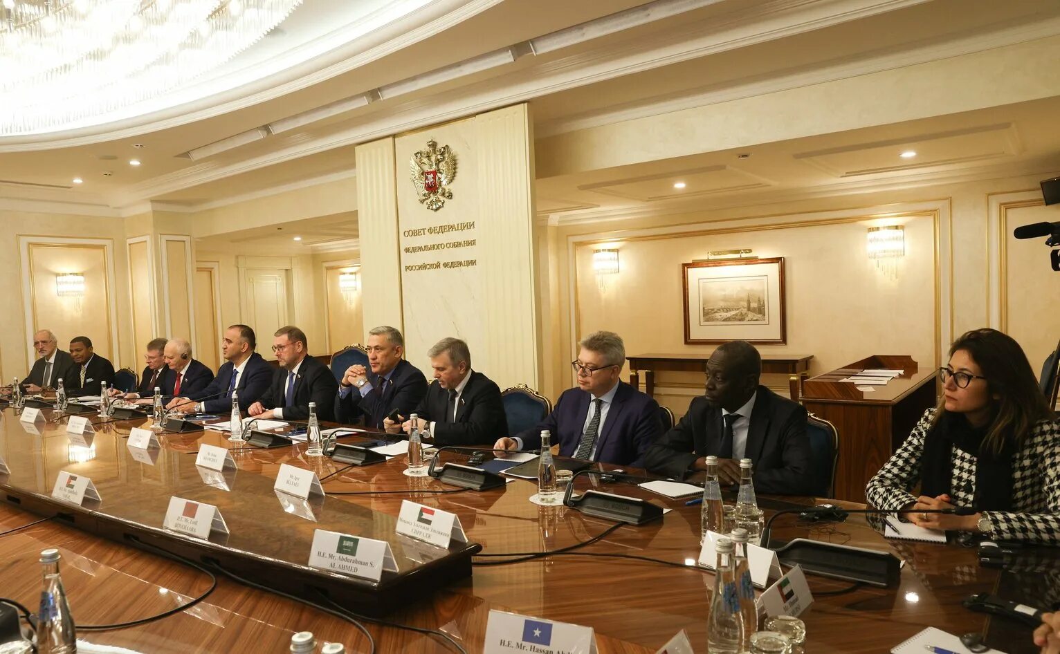 глава дипломатического представительства иностранных государств. глава дипломатического представительства иностранных государств. глава дипломатического представительства иностранных государств. представительство губернатора свердловской области. дипломат политик.