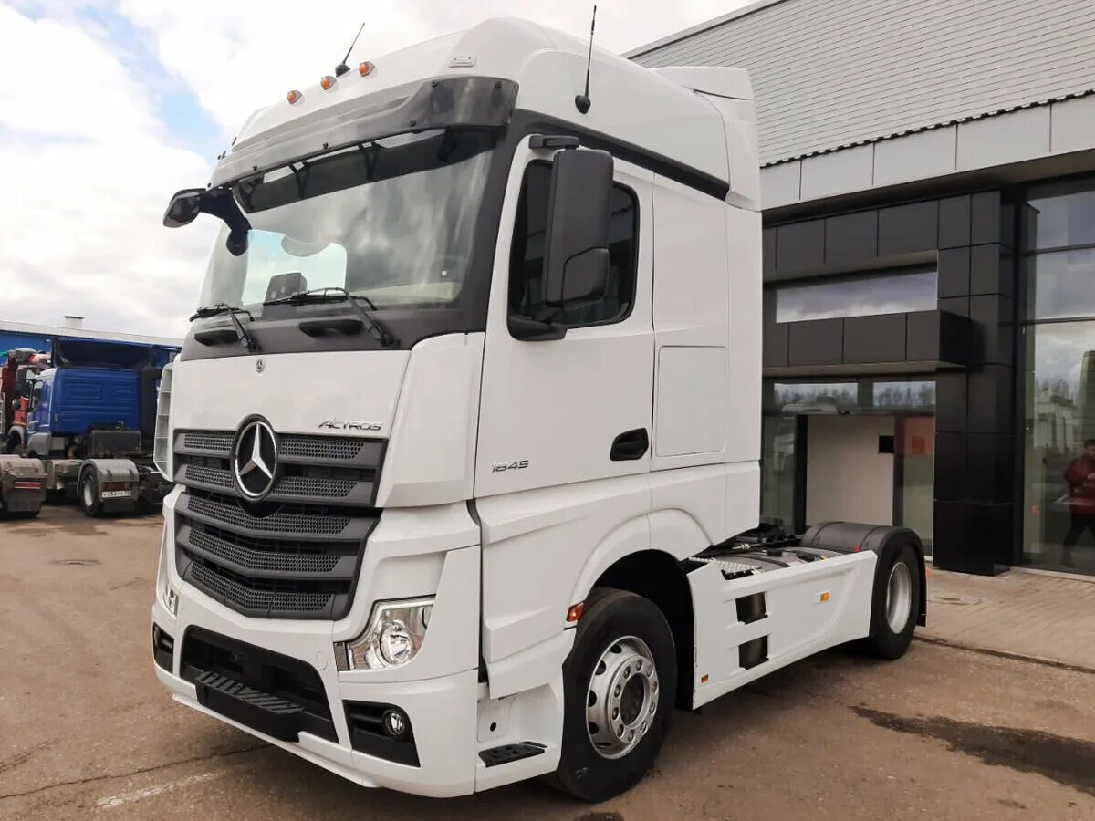 Купить седельный мерседес. Мерседес Актрос 1845. Mercedes-Benz Actros 5 1845ls. Мерседес Актрос 1845 LS. Мерседес Актрос 1845 LS 2020.