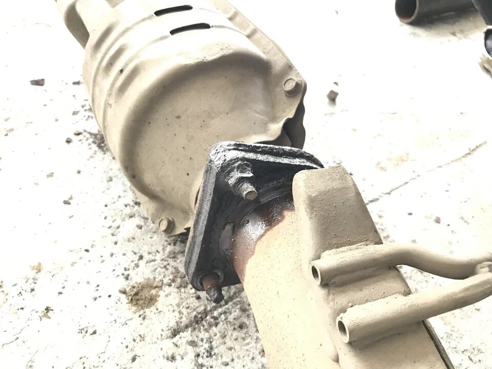 Удалить катализатор хонда. Хонда crv 2008 катализатор. Катализатор honda element. Удалить катализатор хонда. Удалить катализатор хонда.