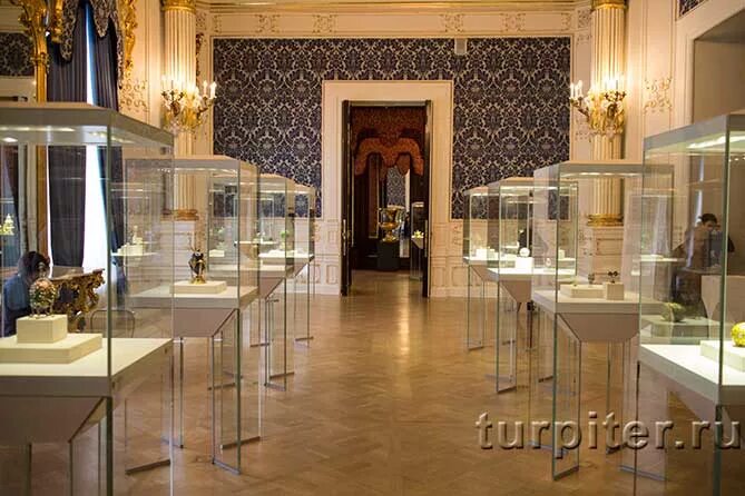 гребень аванзал музей фаберже. голубая гостиная музей фаберже. яйцо фаберже шантеклер кельха. музей фаберже график работы. музей фаберже в санкт-петербурге.