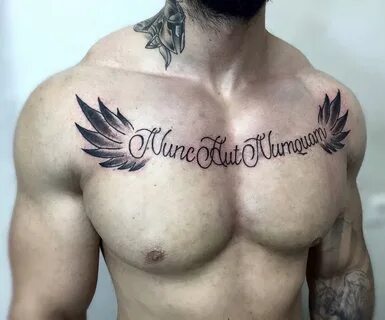 Татуировки мужские на грудине надписи