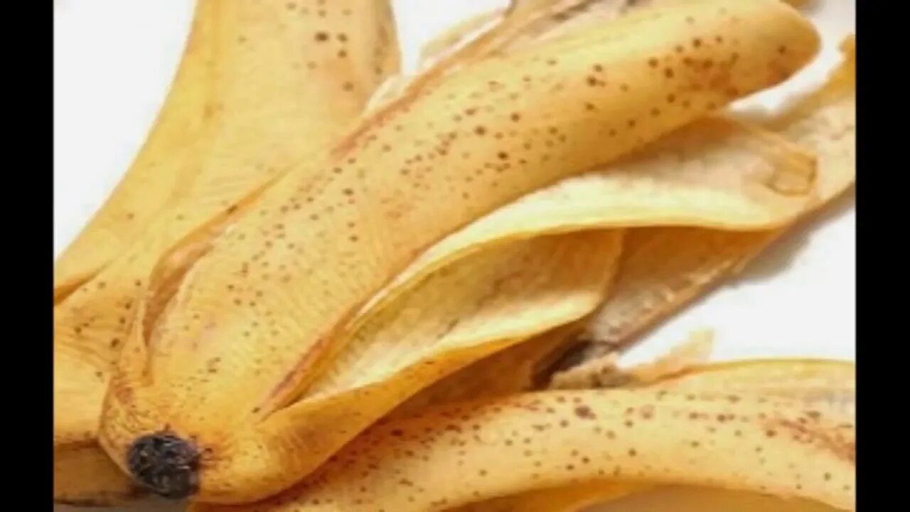 Можно курицам банановую кожуру