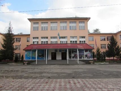 Гимназия 105