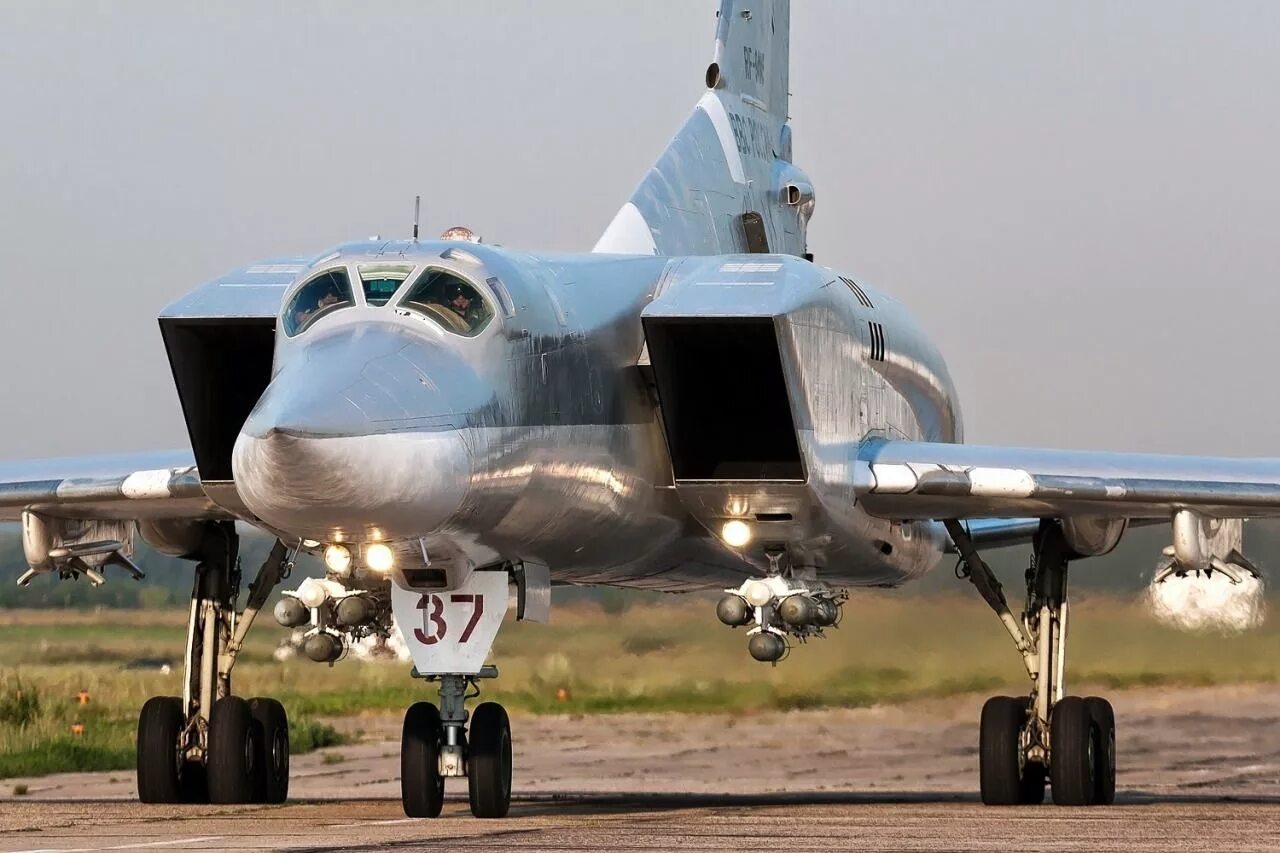 Самолет ту 22 м характеристики. Ту-22м3. Ту 22м3 морской авиации. Ту-22м3 сверхзвуковой самолёт. Ту 22 МЗМ.