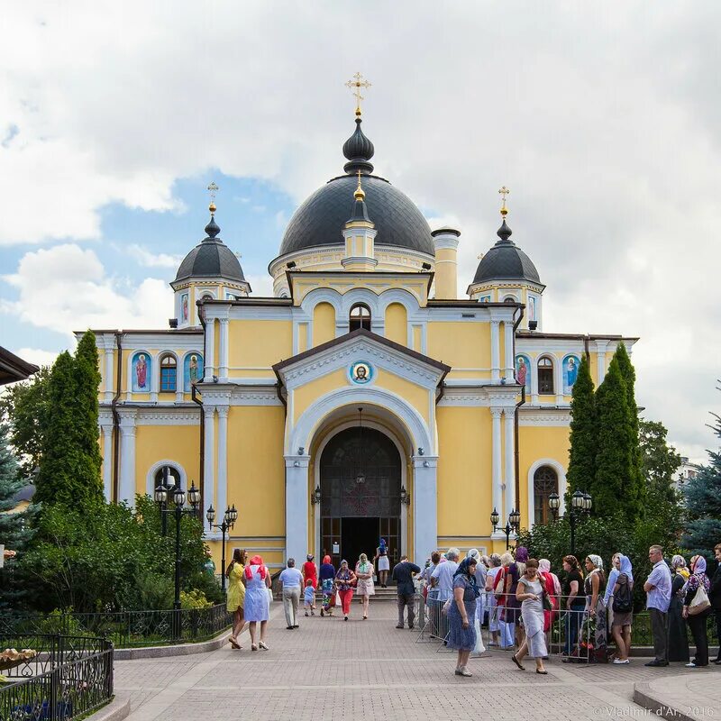 Московский ставропигиальный женский монастырь. Покровский монастырь Москва. Покровский ставропигиальный монастырь. Покровский женский монастырь храм. Покровский ставропигиальный женский монастырь Москва.