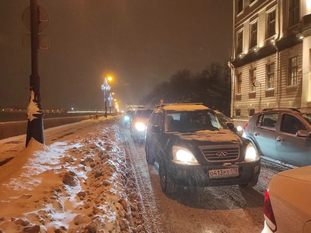 Обстановка на дорогах спб. Ситуация на дорогах СПБ сейчас. Пробки на дорогах СПБ фото.