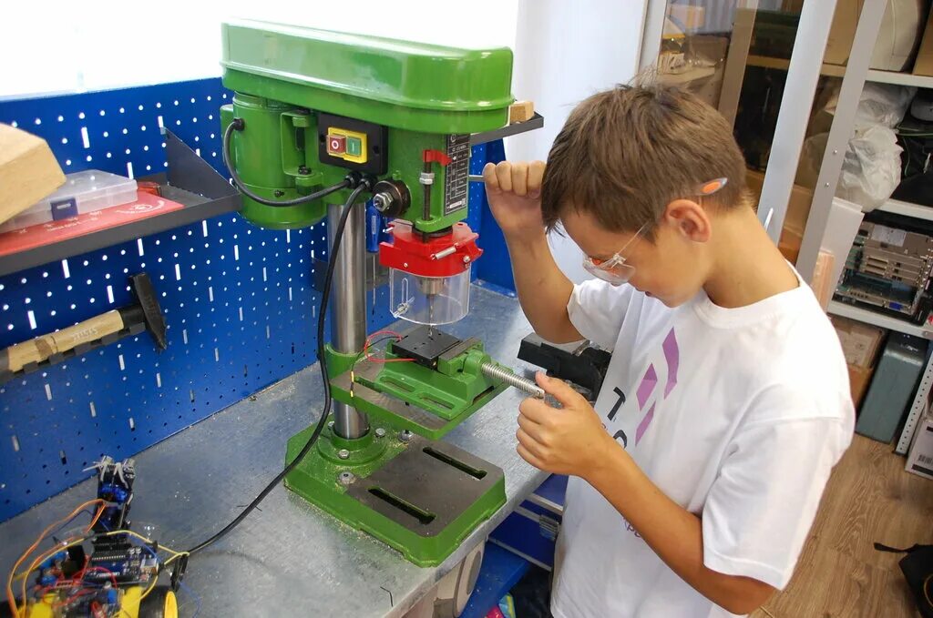 Робототехника тесла. Робототехника тесла. Робототехника тесла. Торопов павел лига роботов. Робототехника тесла.