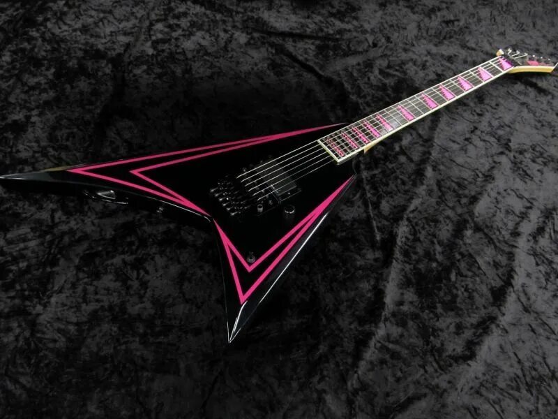 Esp alexi. Esp alexi laiho. esp guitars alexi laiho pink. alexi laiho с гитарой. esp alexi pink.