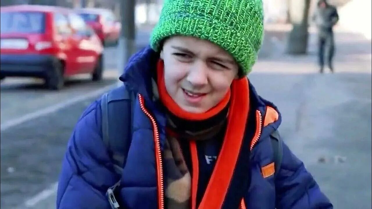 ПОКАЗАЛИ ЛИЦО ДИМЫ НА СТРИМЕ #шгш #школаглазамишкольника #руслангладенко (12 вид