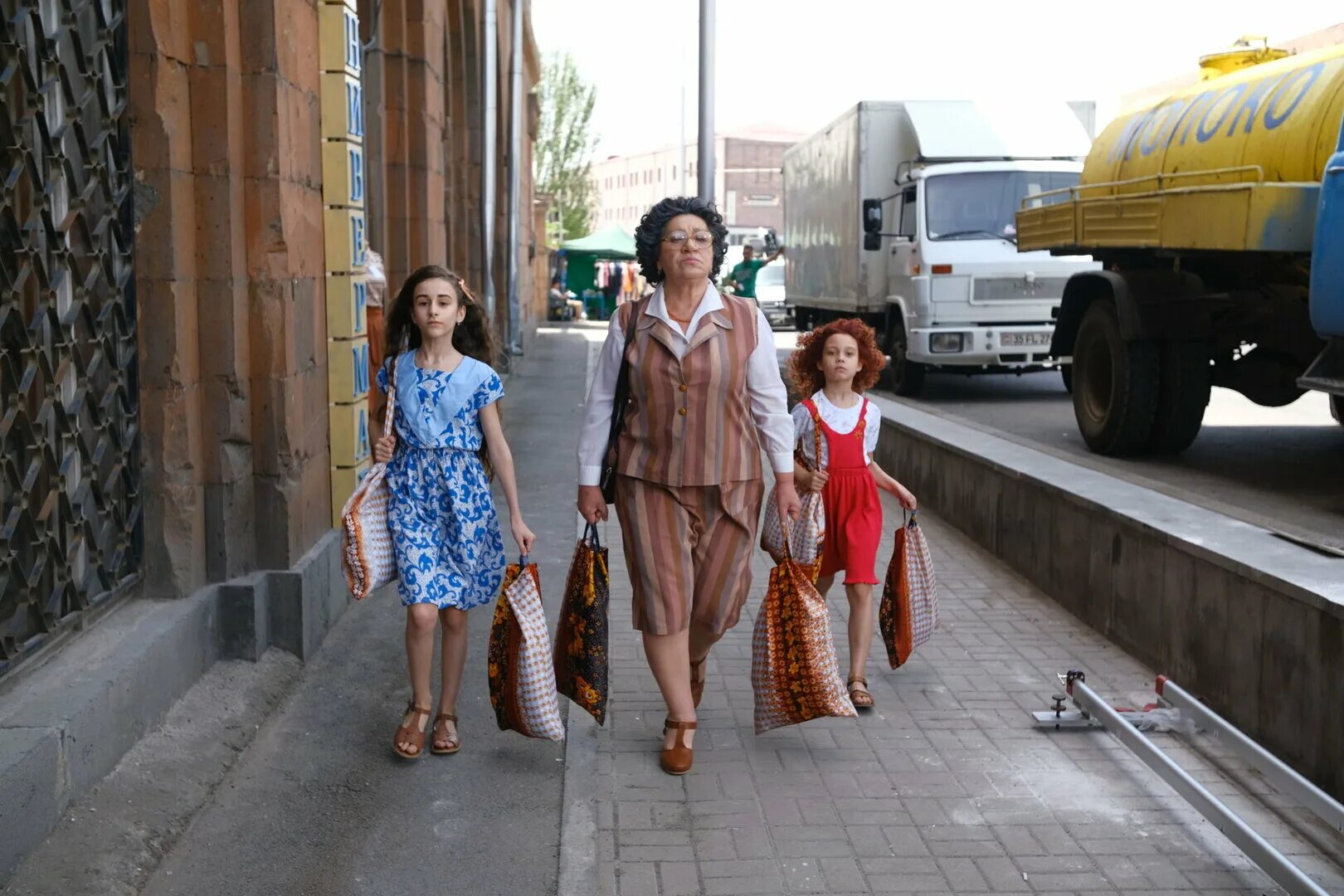 Ба из манюни актриса. Ба из манюни актриса. Ба из манюни актриса. Ба из манюни актриса. Наринэ юрьевна абгарян.