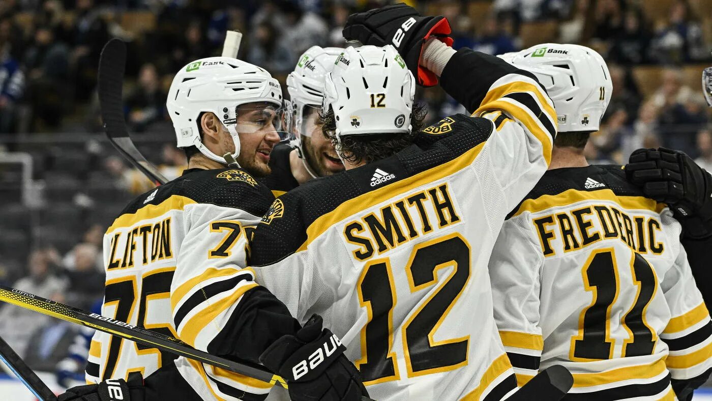 Флорида пантерз арена. Вегас голден найтс питтсбург пингвинз 21 января. Хк аризона койотис. Вегас - питтсбург. Вегас голден найтс питтсбург пингвинз 21 января.