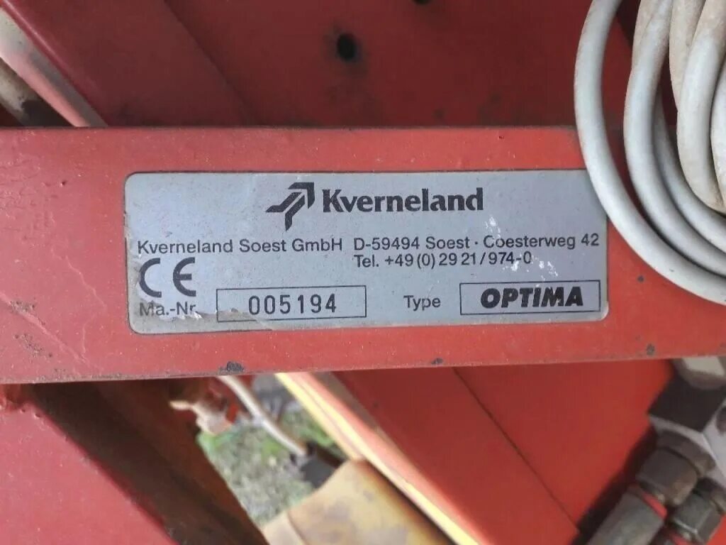 Где находится заводской. Сеялка kverneland optima 2006 года  настройка. найти заводской номер на сеялки kverneland se12. сеялка квернеланд где находится серийный номер.
